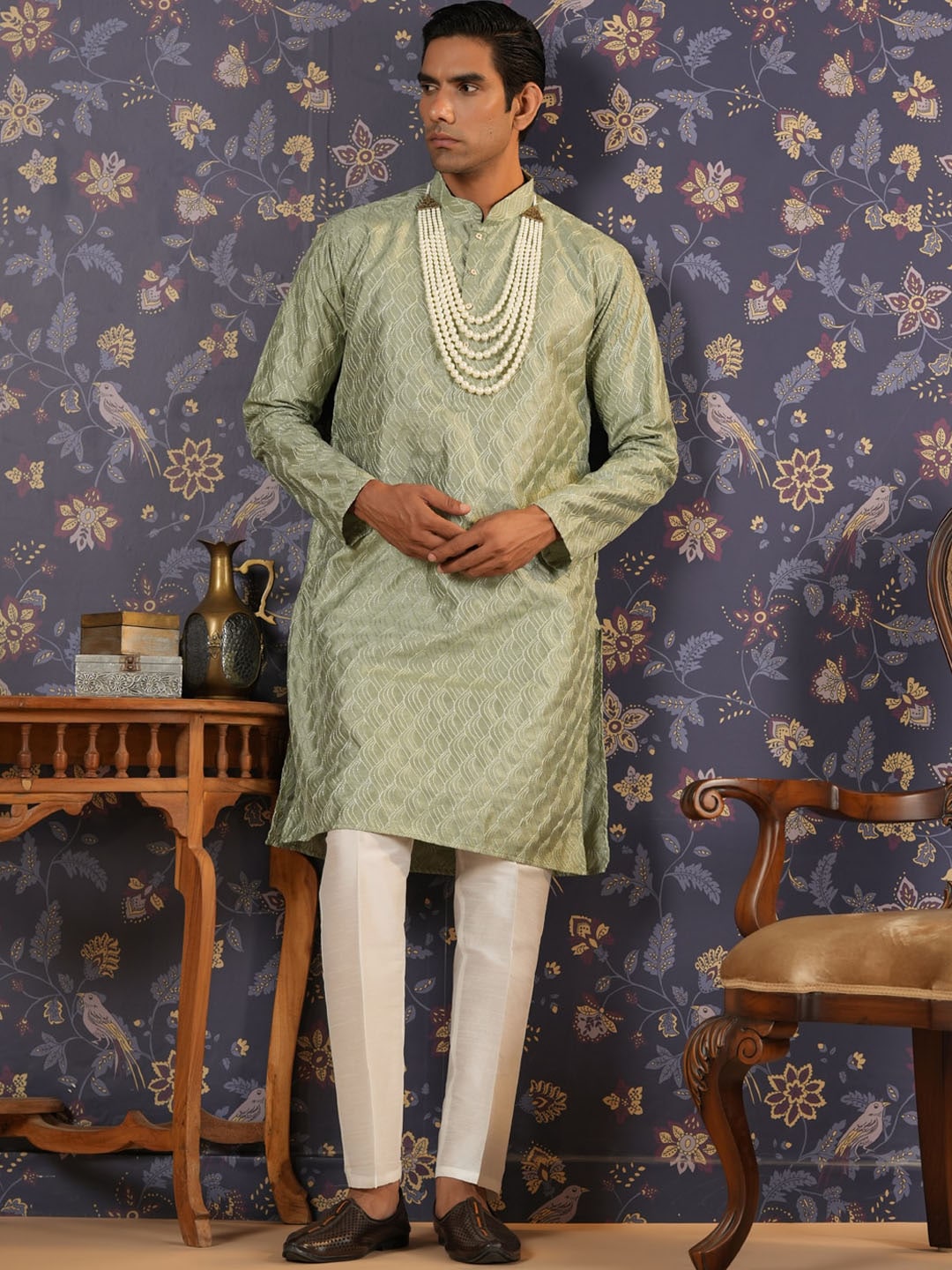 House of Pataudi Ethnic Motifs Embroidered Mandarin Collar Straight Kurta With Trouser - Distacart