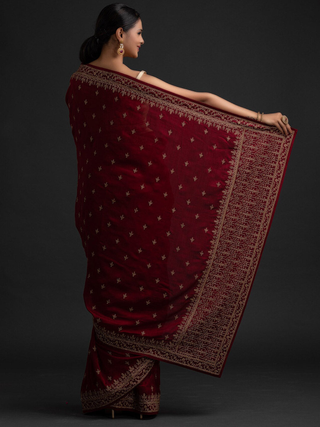 Koskii Maroon & Gold-Toned Designer Embroidered Art Silk Saree - Distacart