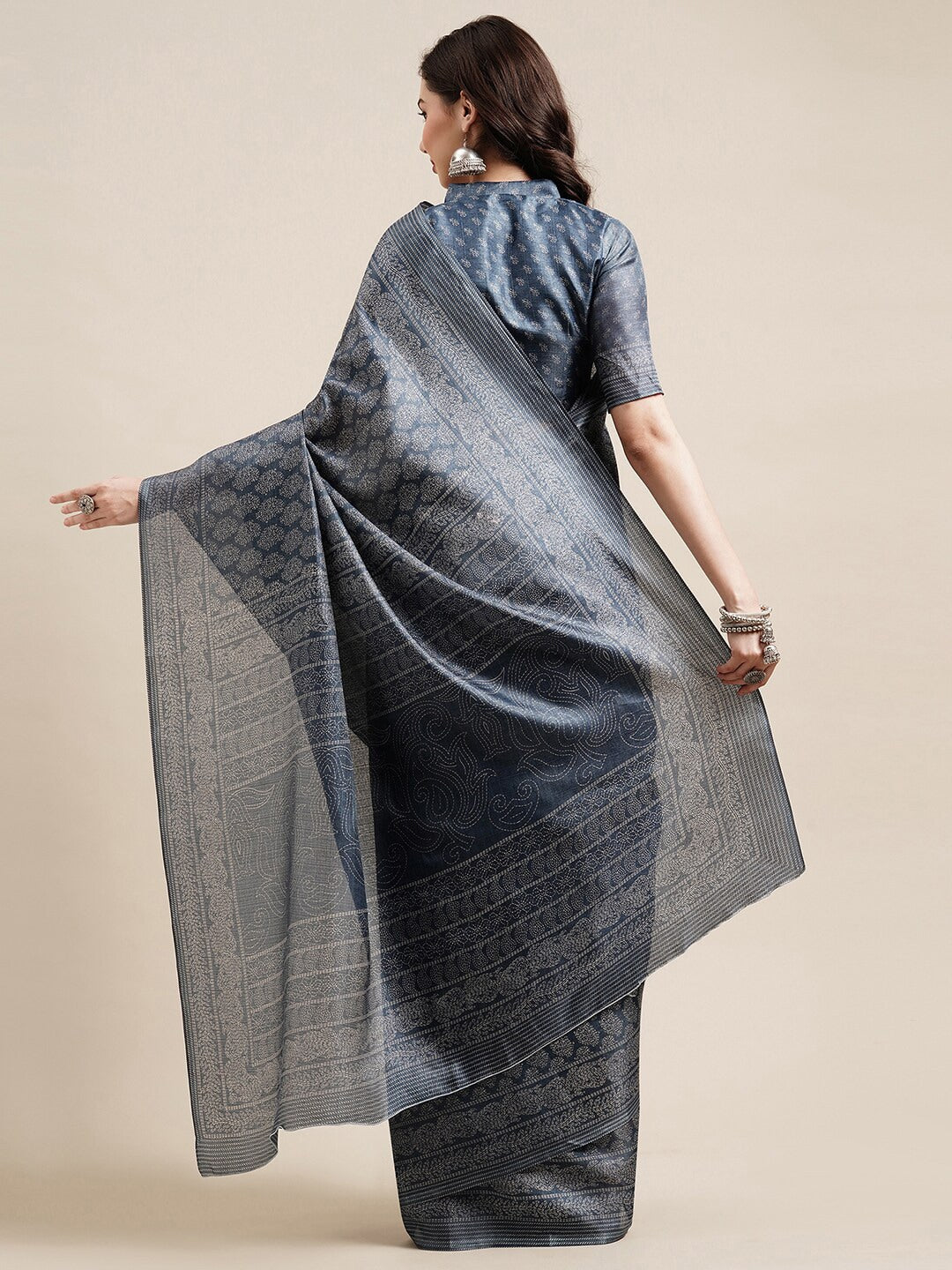 Saree Mall Grey & White Floral Art Silk Sarees - Distacart