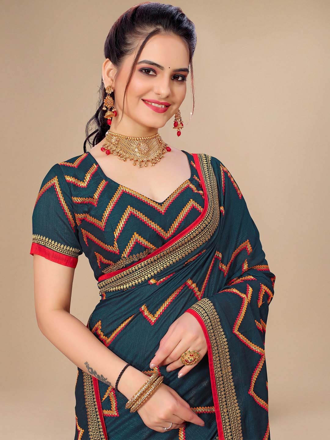 Kalini Chevron Embroidered Saree - Distacart