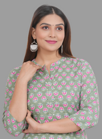 Thumbnail for House of RP Women's Green Cotton Floral Print Straight Kurta - Distacart