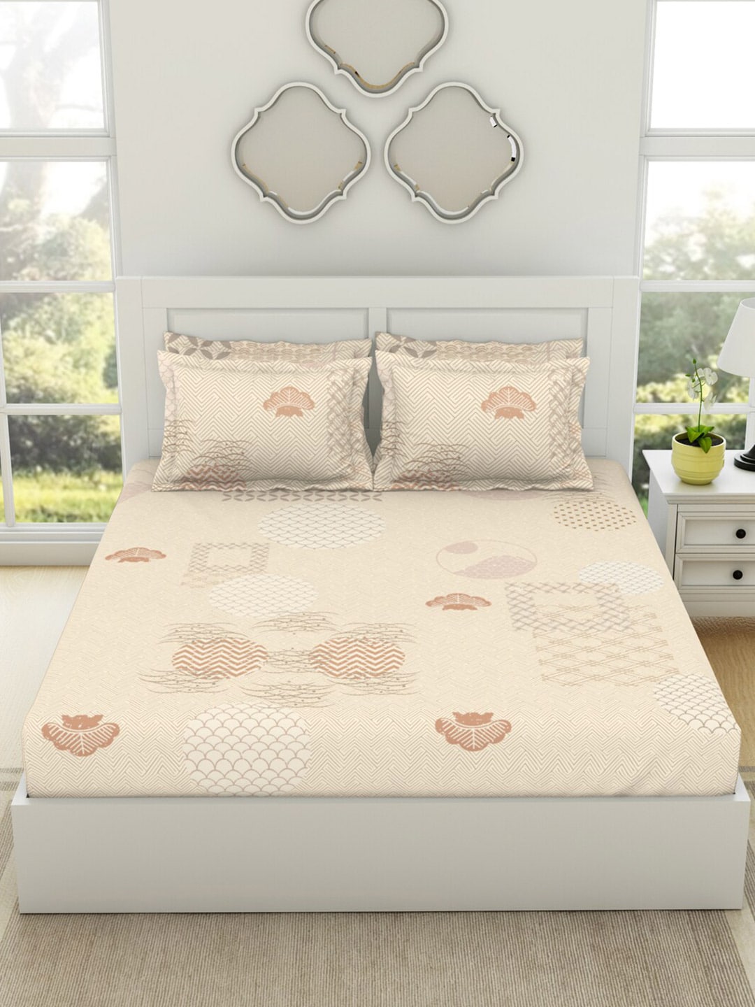 SPACES Pattern Art Cream Printed Egyptian Cotton 350 TC King Bedsheet & 4 Pillow Covers - Distacart