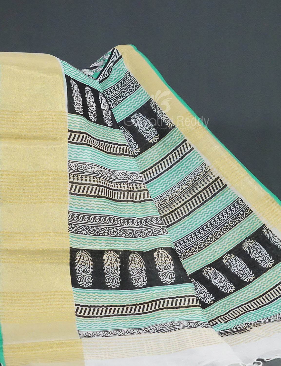 Gleaming Sea Green Kalamkari Cotton Linen Printed Saree By Gayathri Reddy Designer Studio - Distacart