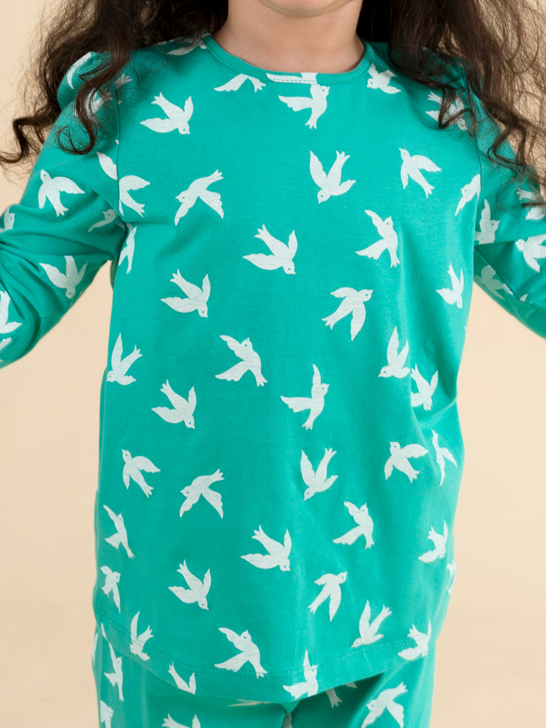 Girls Green White Bird Printed Night Suit - Mini Marvels - Distacart