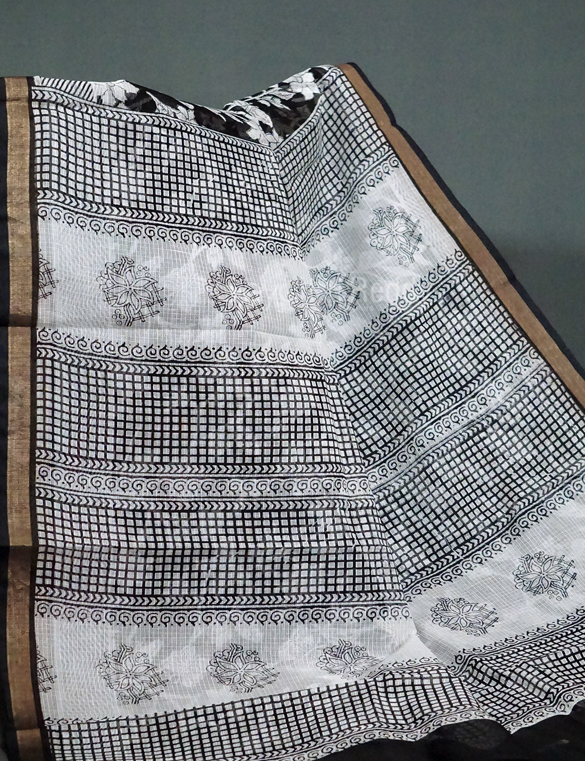 Black And White Colour Block Print Pure Kota Cotton Saree By Gayathri Reddy Designer Studio - Distacart
