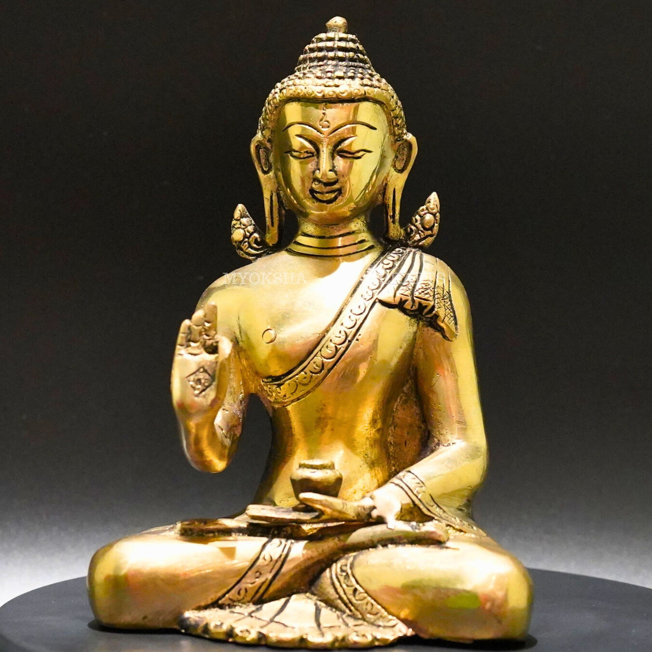 Brass Sitting Buddha Statue - Embrace Inner Peace Brass Sitting Buddha Statue - Embrace Inner Peace
