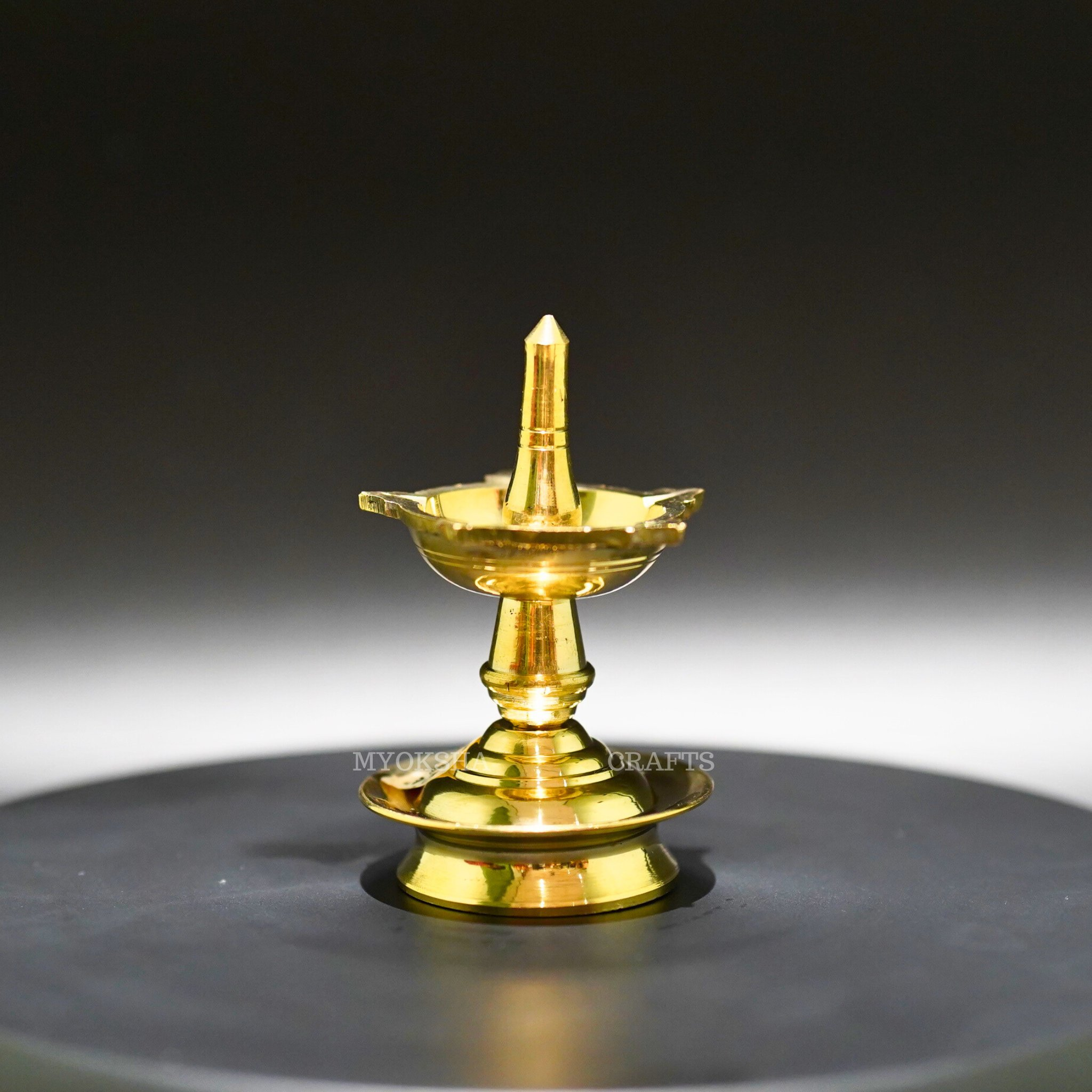 Mangalore Deepa: Authentic Mangalorean Lamp for Hindu Celebrations - 1