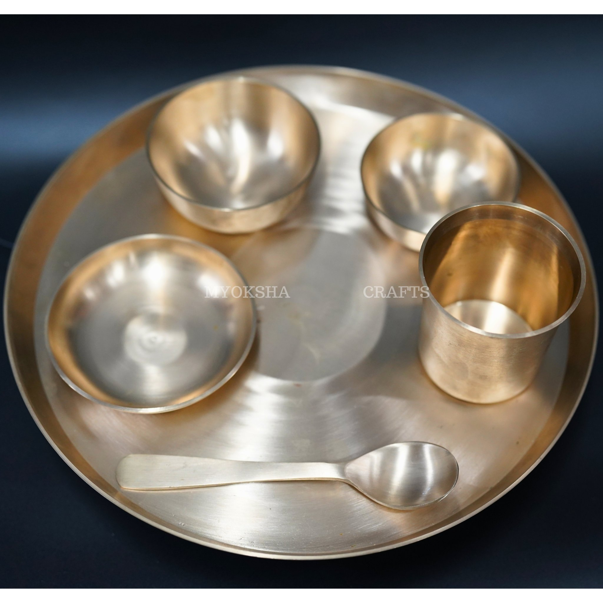 Exquisite Bronze Thali Set for Home Décor - 1