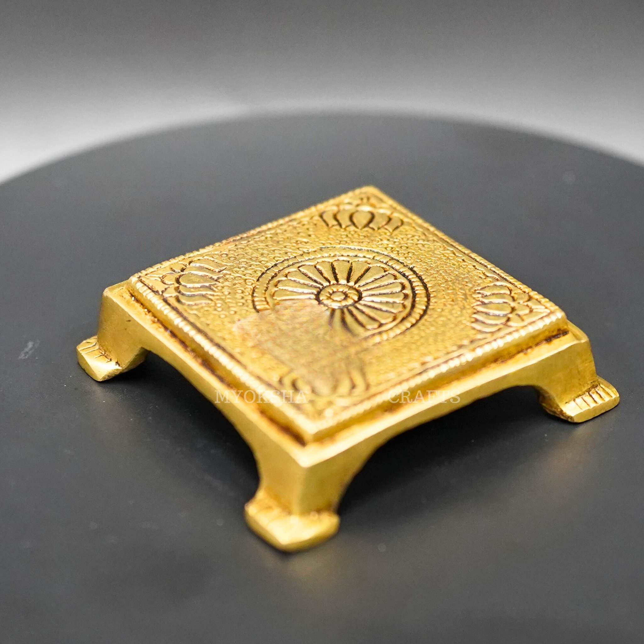 Brass Chowki Peeta - 1