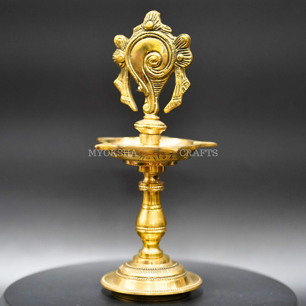 Brass Shankh Diya: Divine Illumination for Devotees - 1