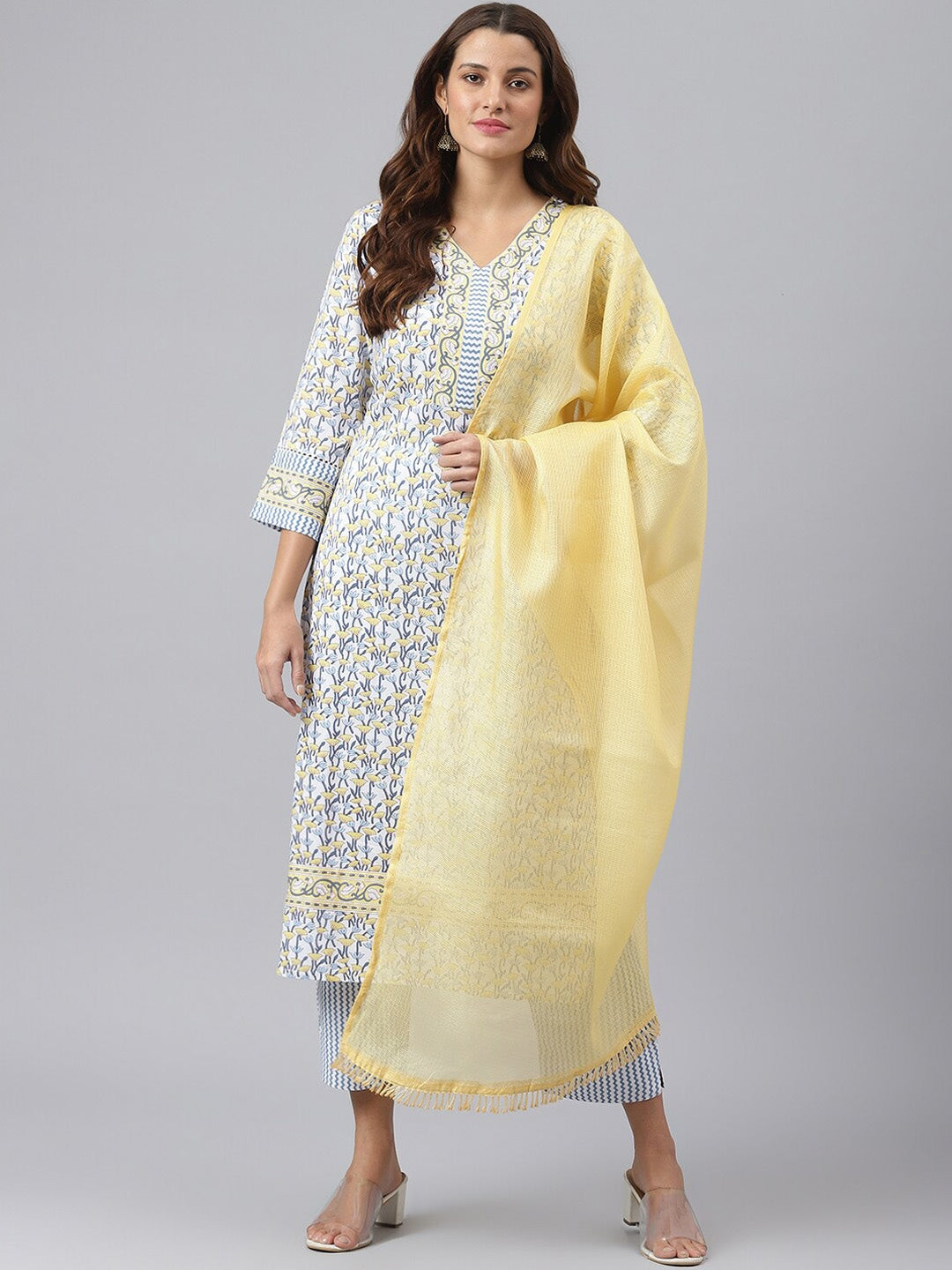 Kalini Women Floral Printed Kurta with Trousers & Dupatta - Distacart