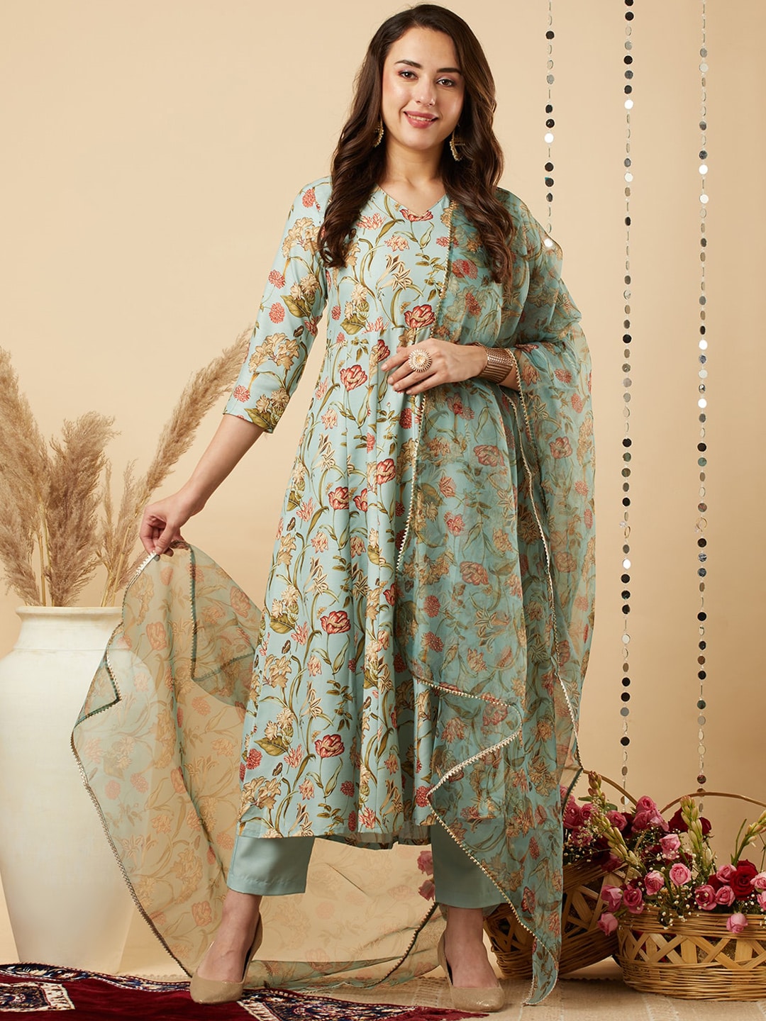 Kalini Floral Printed Kurta & Trousers With Dupatta - Distacart