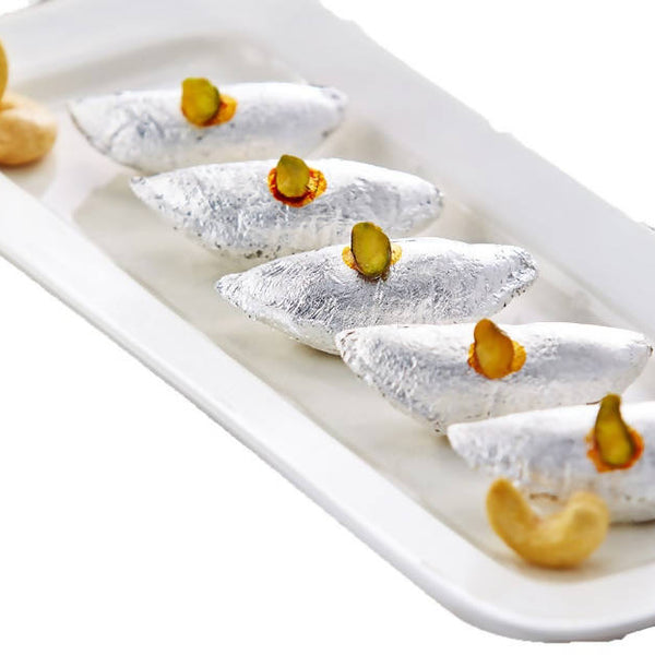 Kanti Sweets Kaju Gunjia