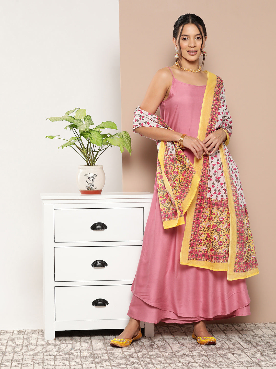 InWeave Women's Light Pink Ray Strappy Kurta Set With Printed Cotton Dupatta - Distacart