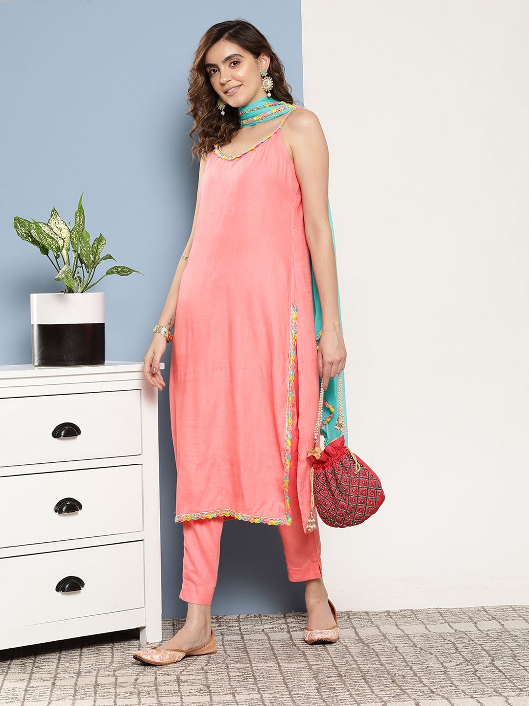 InWeave Women's Pink Lace Work Straight Strappy Kurta Set With Turquoise Chiffon Dupatta - Distacart