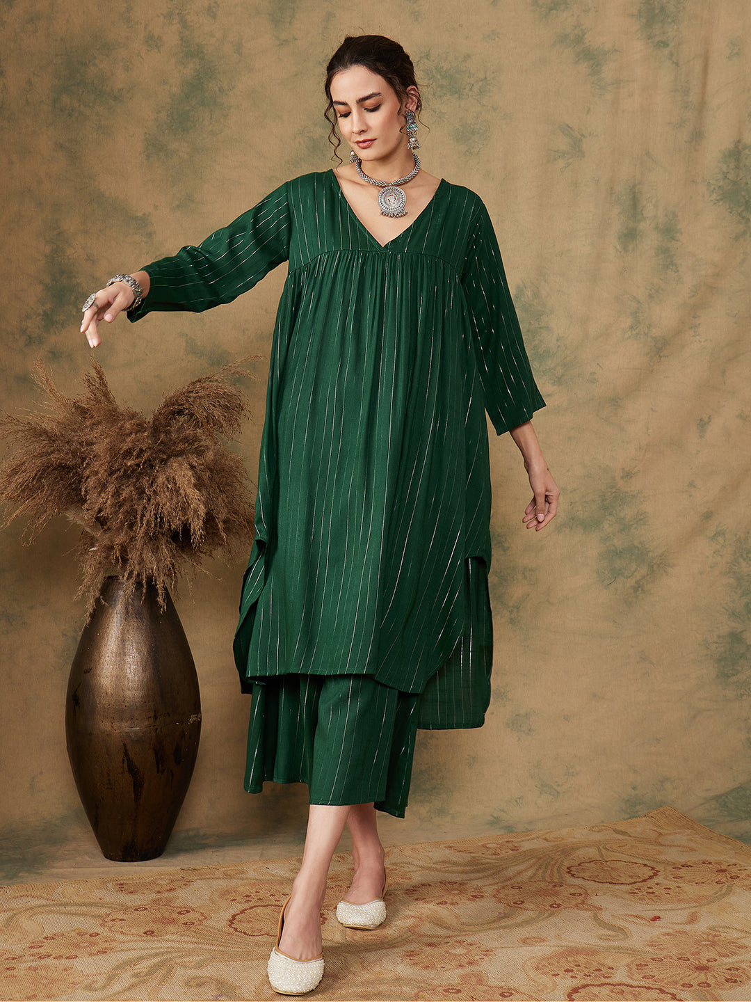 InWeave Women's Pine Green Lurex Flared V Neck Kurta Palazzo Set - Distacart