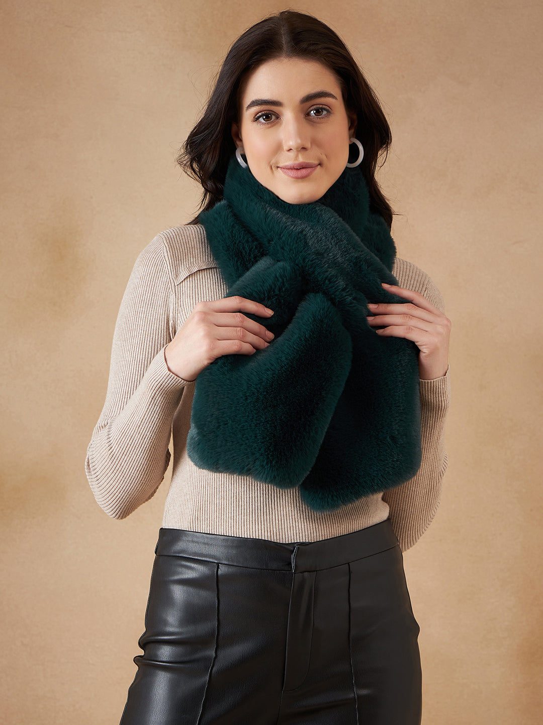 InWeave Women's Dark Teal Faux Fur Neck Warmer - Distacart