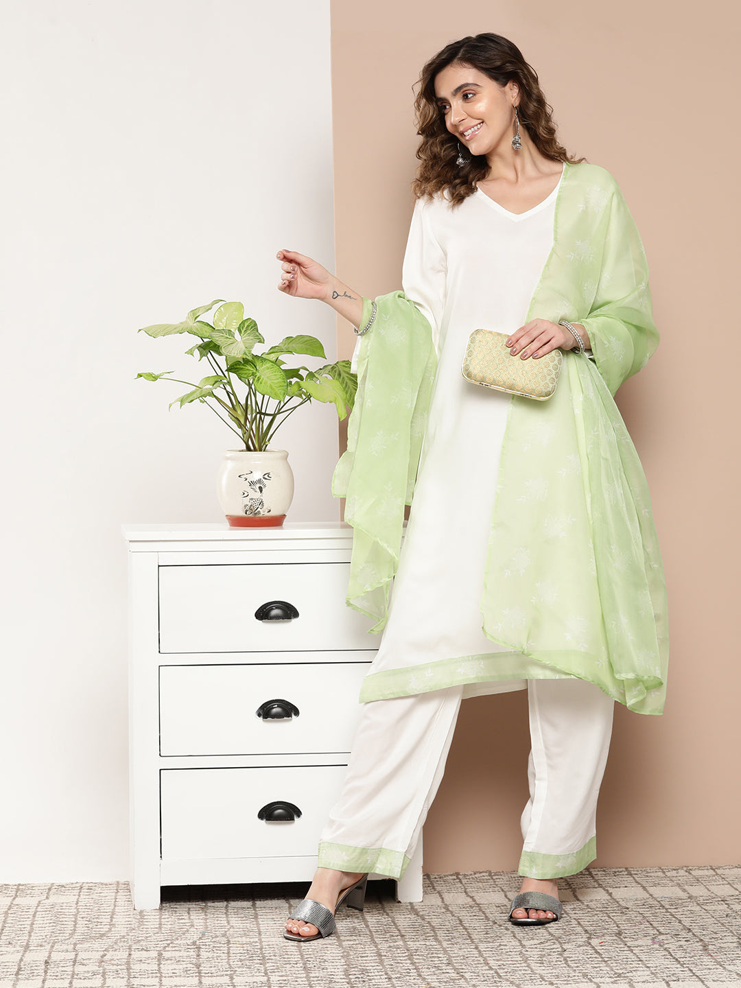 InWeave Women's Cream Straight Kurta Set W Green White Print Organza Dupatta - Distacart
