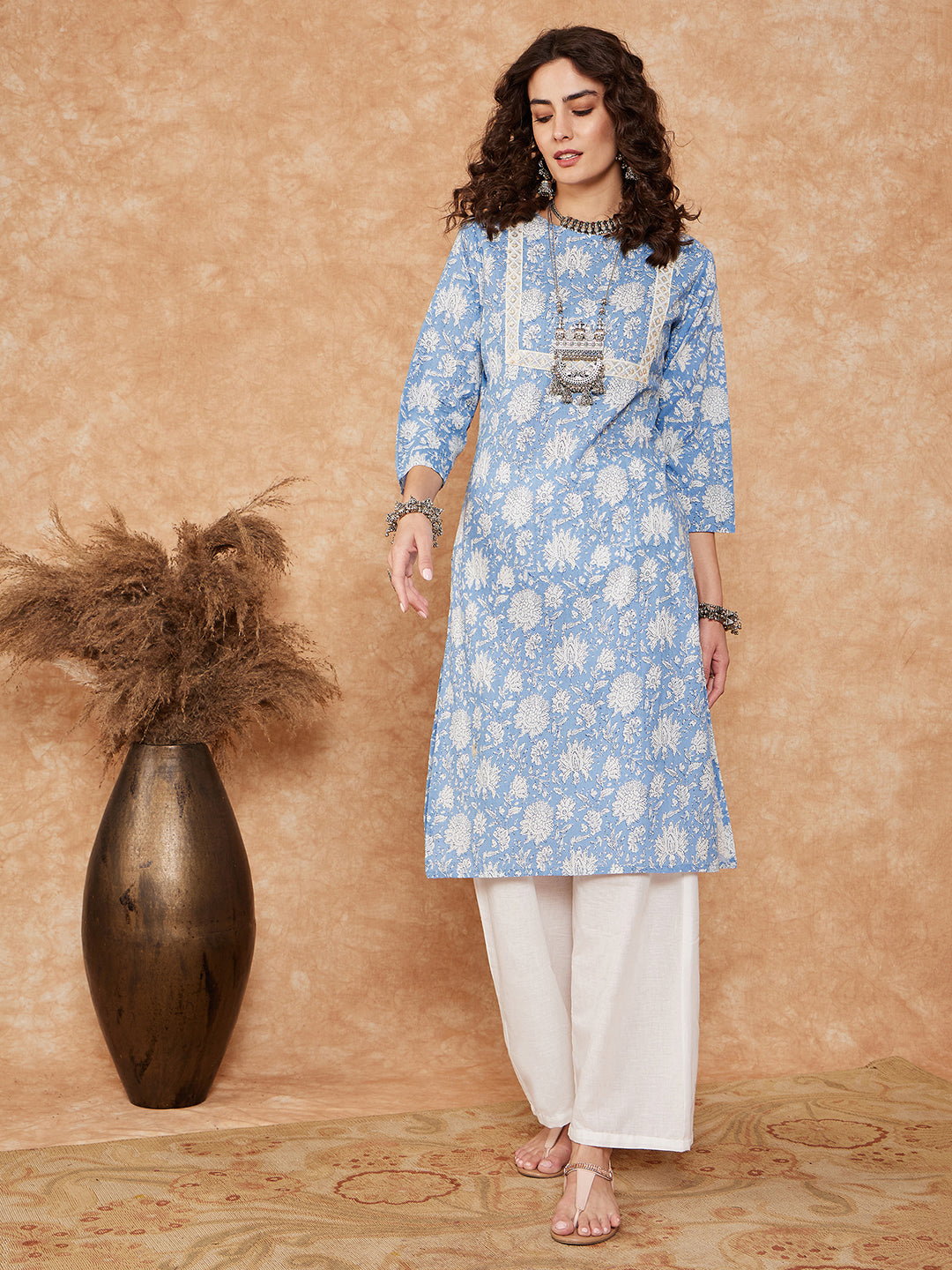 InWeave Women's Blue White Floral Square Lace Work Straight Kurta - Distacart