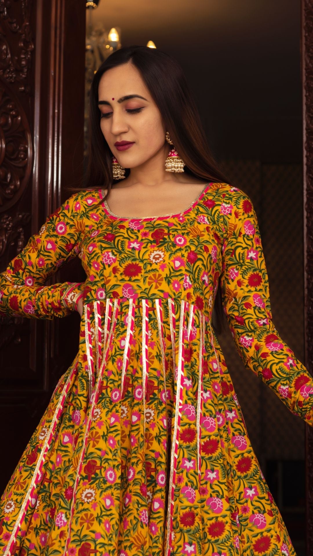 Deepika Padukone | Deepika padukone style, Indian designer outfits, Indian  dresses