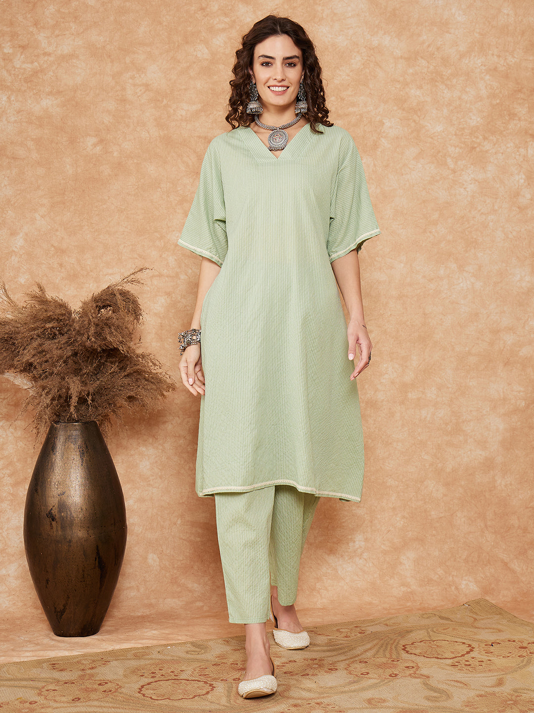 InWeave Women's Sage Green Kantha Lace Wrok Kimono Sleeve Kurta Set - Distacart