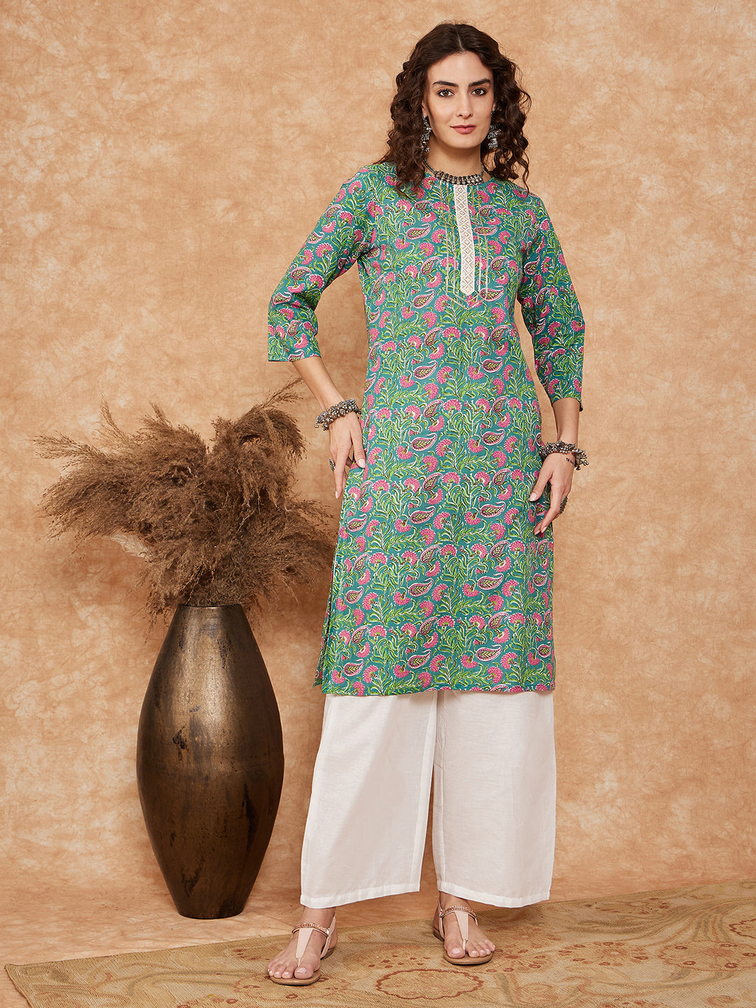 InWeave Women's Sea Green Pink Lace Gota Work Straight Kurta - Distacart