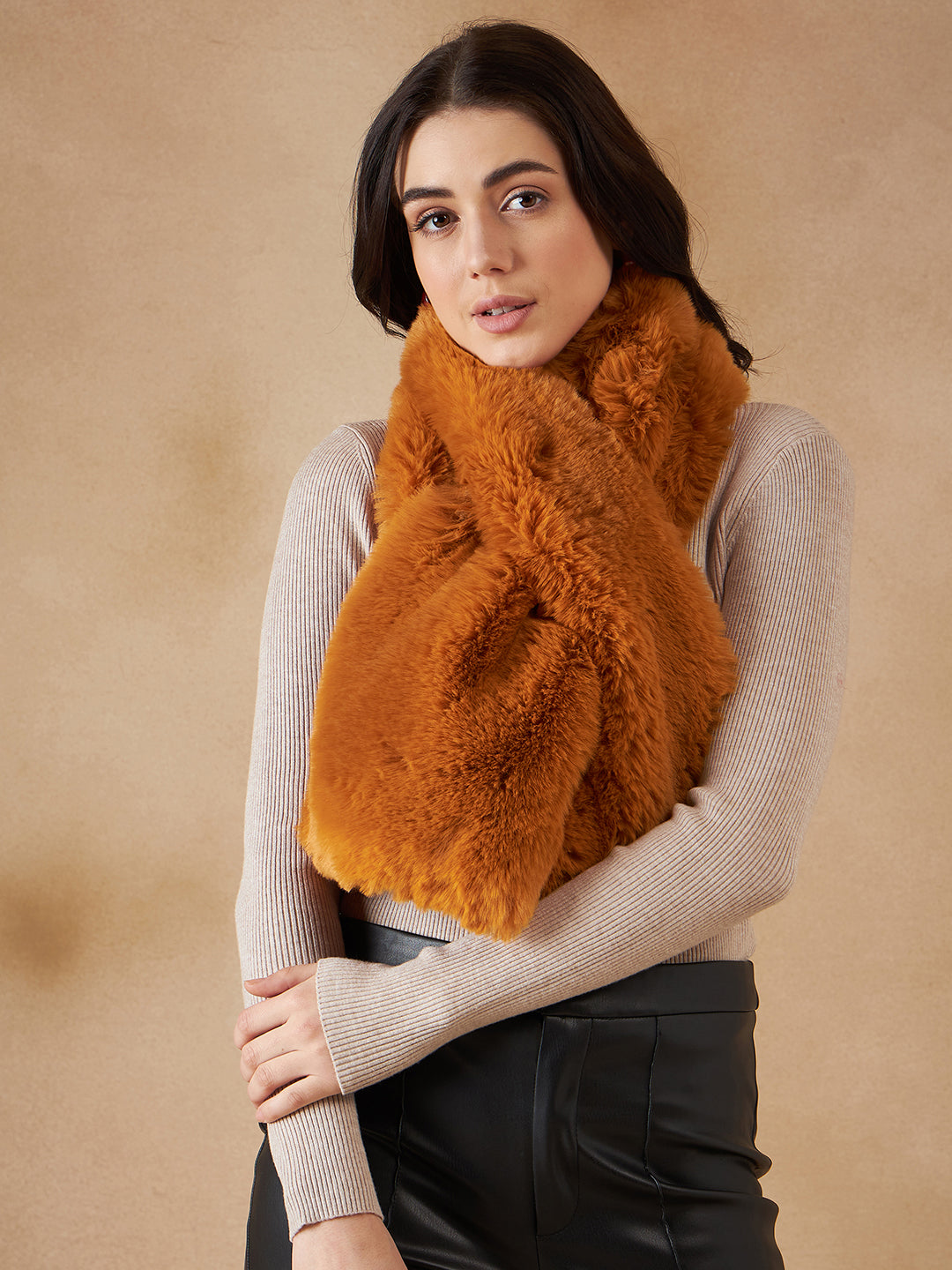InWeave Women's Carrot Orange Faux Fur Neck Warmer - Distacart