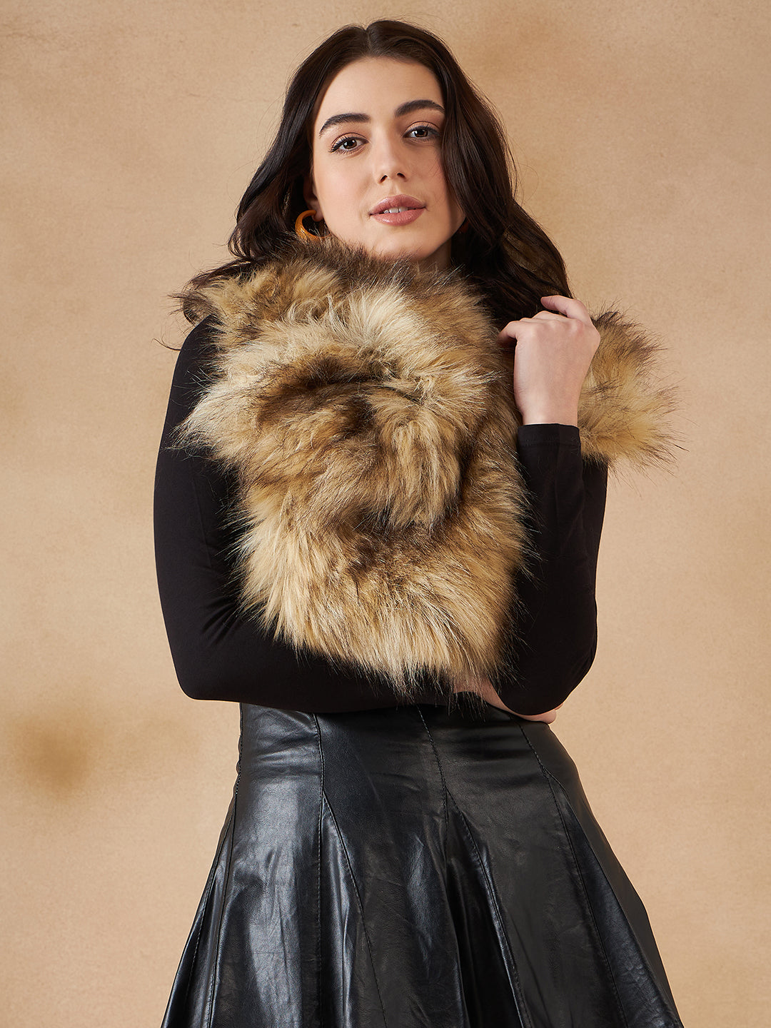 InWeave Women's Cat Print Faux Fur Neck Warmer - Distacart