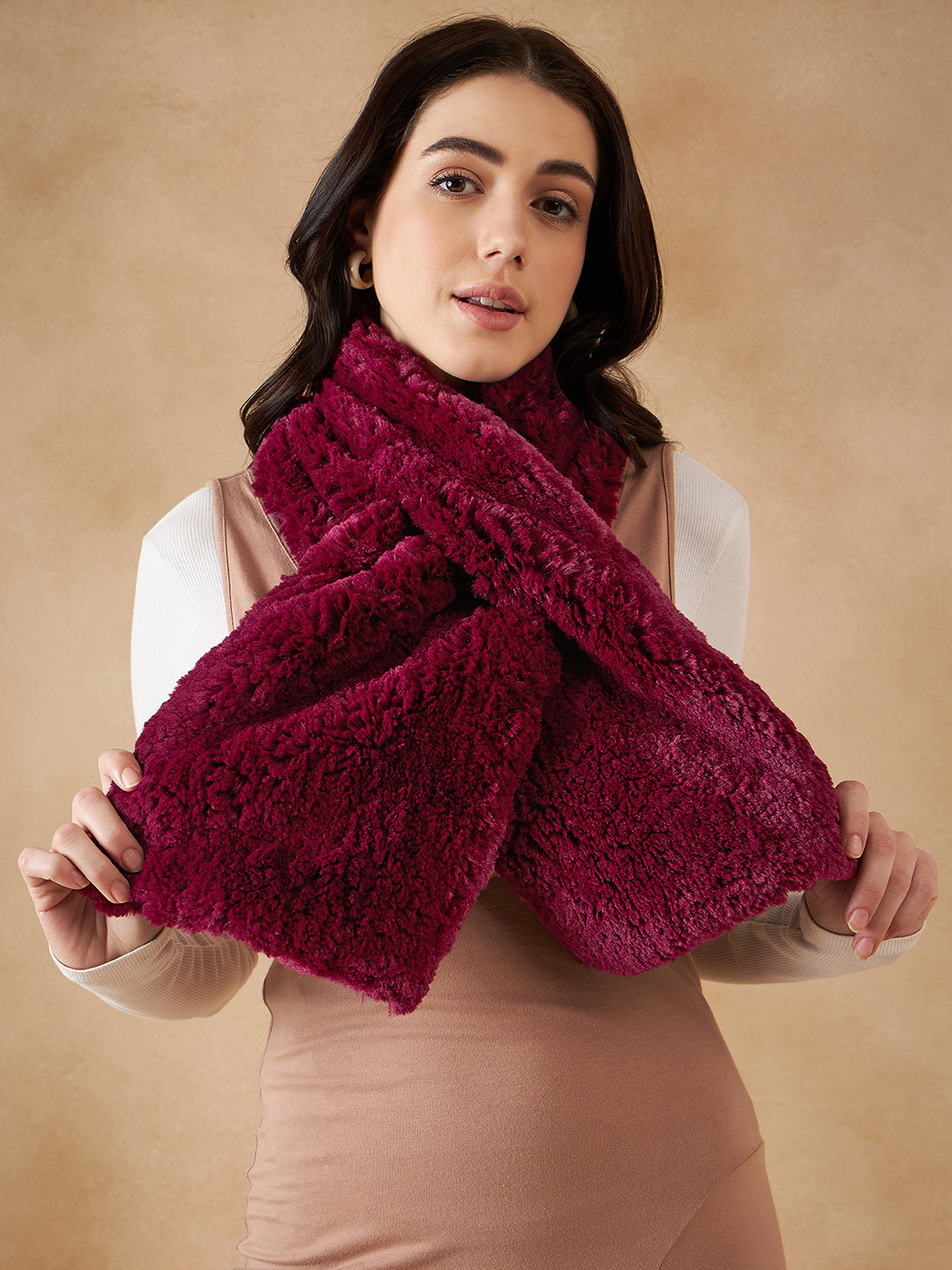 InWeave Women's Burgundy Faux Fur Neck Warmer - Distacart