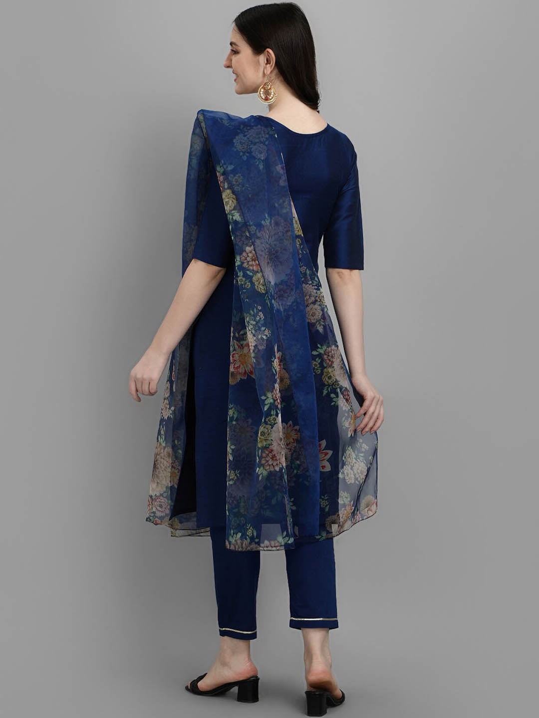 Kalini Ethnic Motifs Embroidered Sequined Zari Kurta with Trousers & Dupatta - Distacart