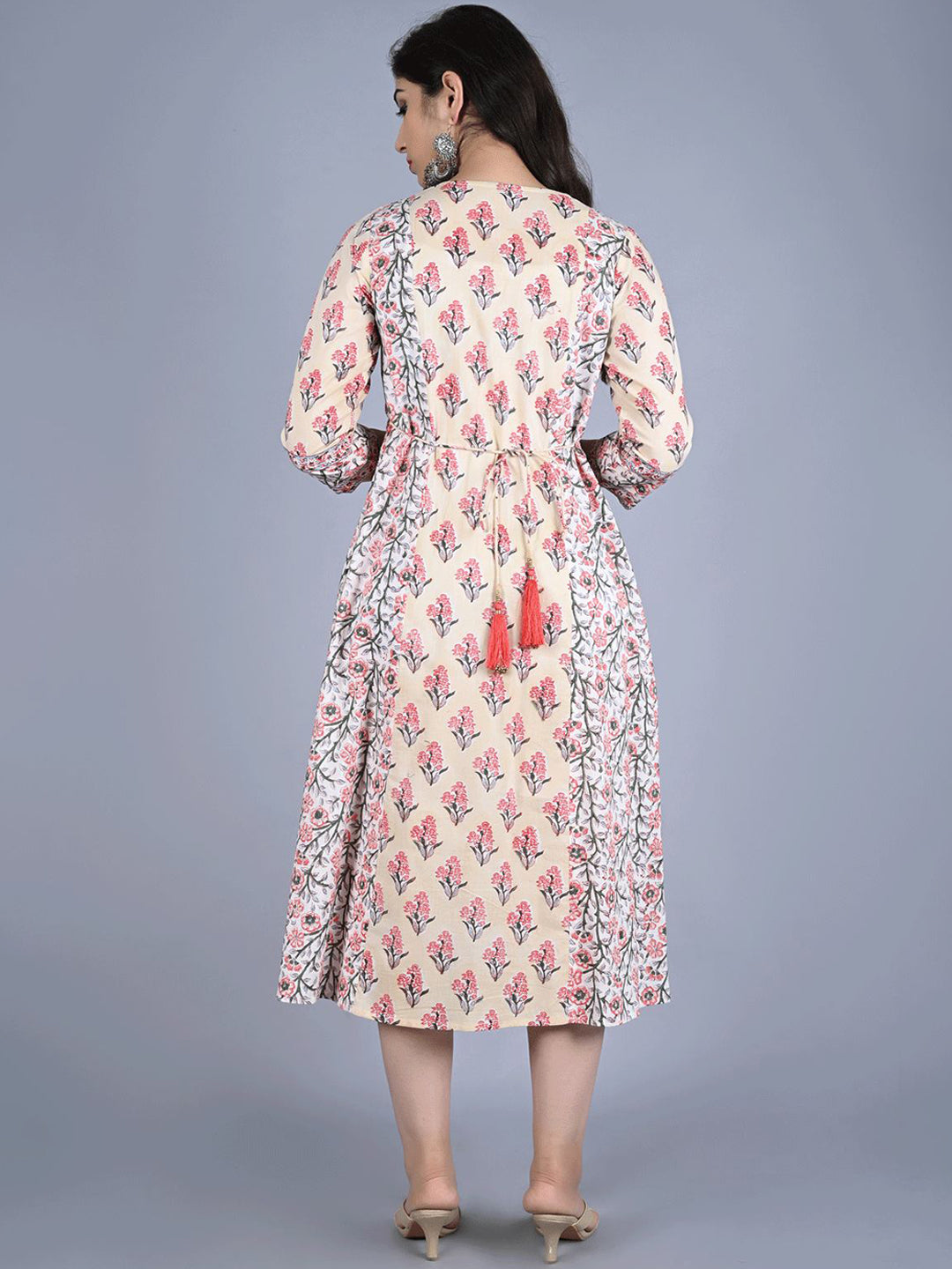 Kalini Women Beige Floral Printed Flared Sleeves Kurta - Distacart