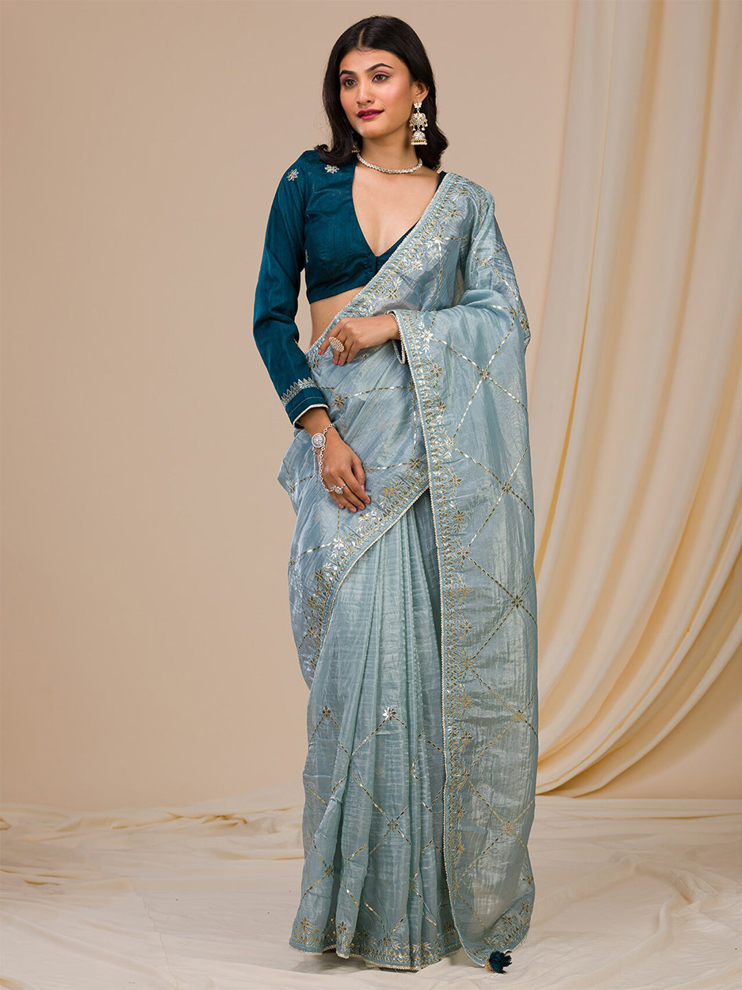 Koskii Ethnic Motifs Embroidered Tissue Saree - Distacart