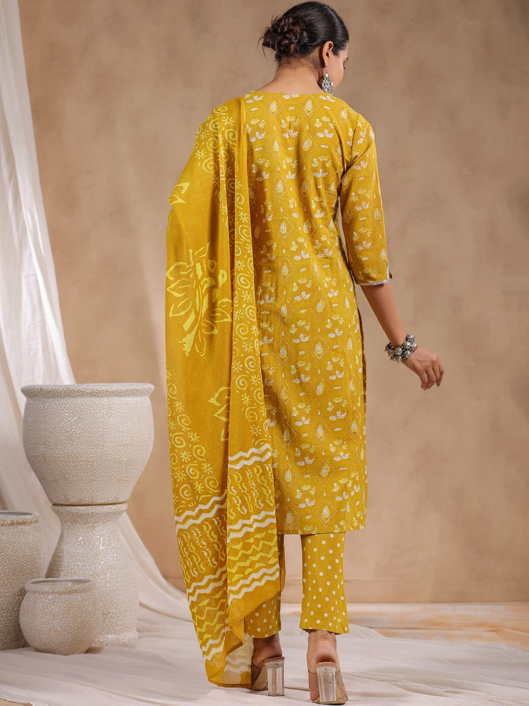 Anubhutee Ethnic Motifs Printed Thread Work Cotton Straight Kurta & Trousers With Dupatta - Distacart