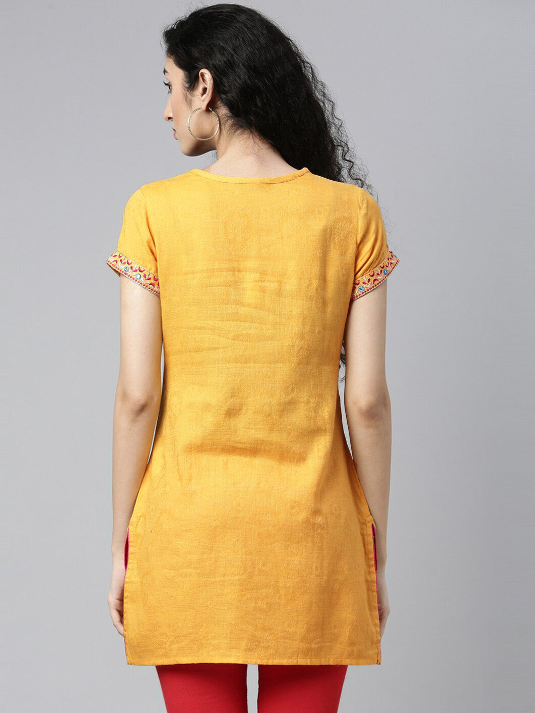 Souchii Women Yellow Embroidered Thread Work Kaftan Kurta - Distacart