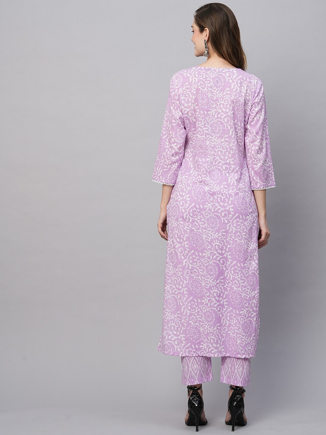 Kalini Ethnic Motifs Printed Regular Kurta with Trousers - Distacart