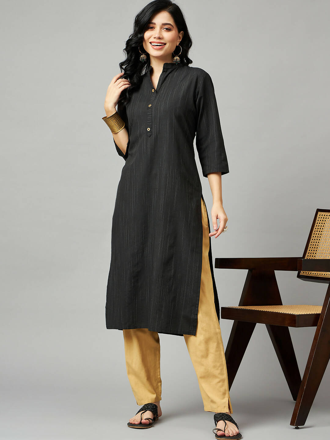 Black Chanderi Silk Texture Straight Kurta - Sabella - Distacart