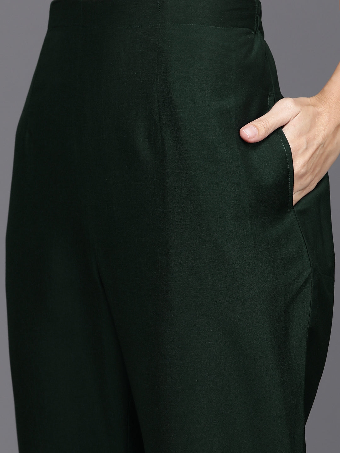 Libas Green & Gold Solid Gotta Patti Straight Kurta with Trousers & With Dupatta - Distacart