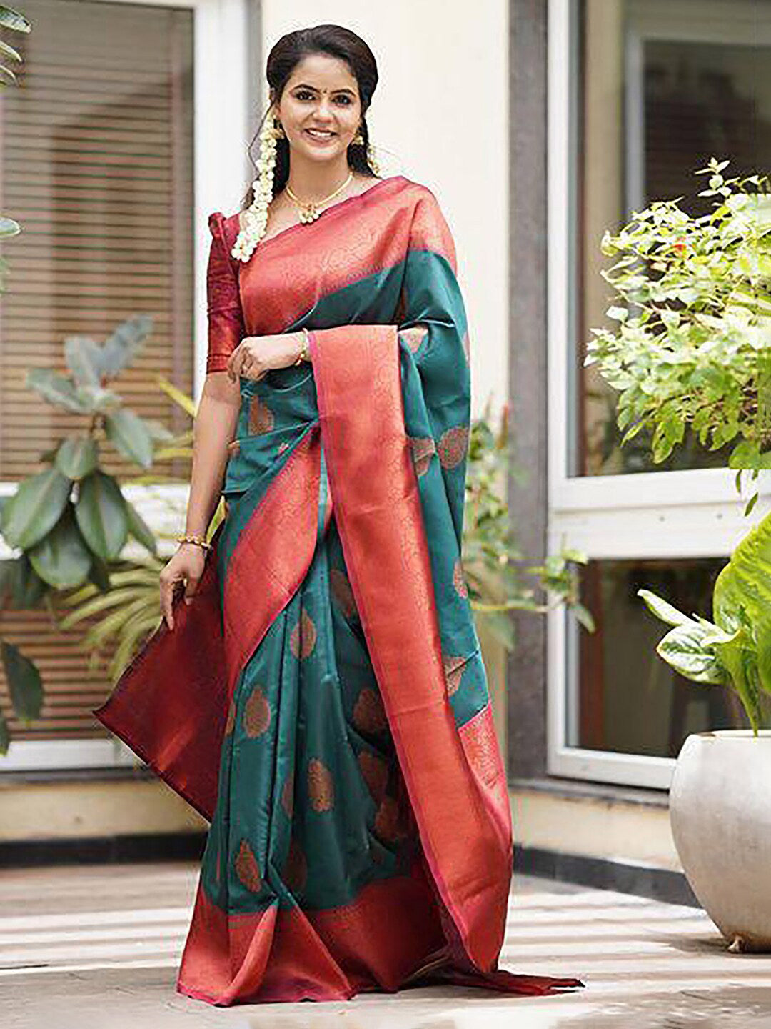 Kalini Ethnic Motifs Woven Design Zari Kanjeevaram Saree - Distacart