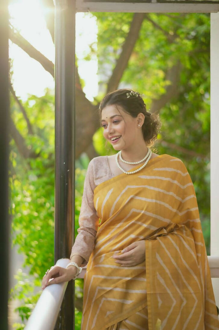 Vishnu Weaves Women's Yellow Soft Tussar Silk Digital Printed Saree with Unstitched Blouse - Distacart