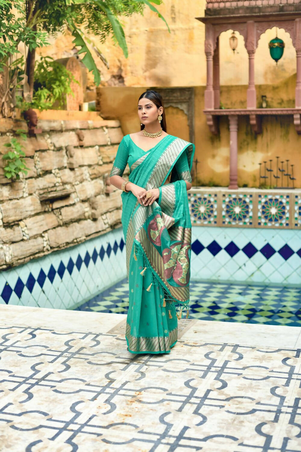 Vishnu Weaves Women's Sea Green Cotton Silk Zari Woven Butta Work Saree with Blouse - Distacart