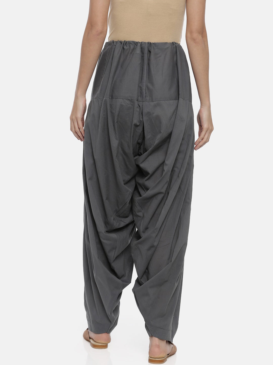 Souchii Women Grey Solid Loose-Fit Patiala - Distacart