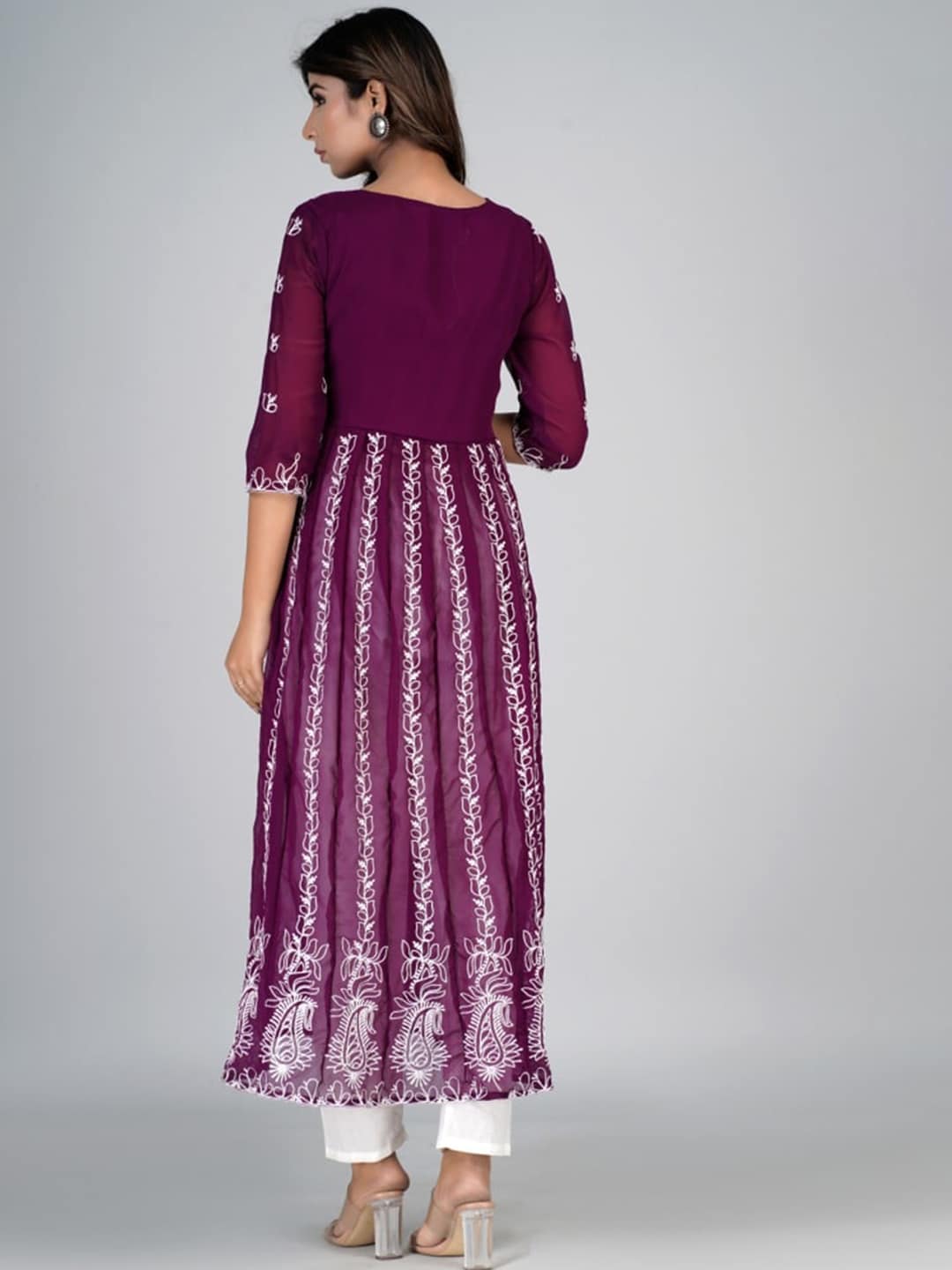 HERE&NOW Purple & White Floral Embroidered Paneled Georgette Anarkali Kurta - Distacart