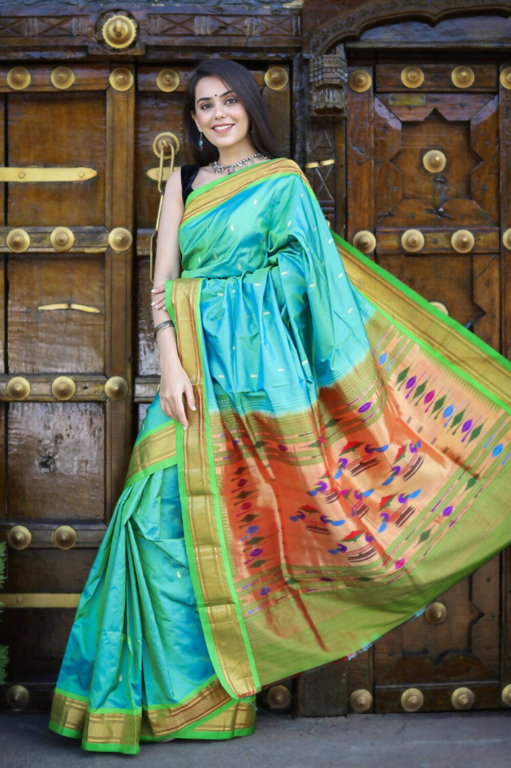 Very Much Indian Pure Silk Handloom Paithani -Dual Tone Blue Green - Distacart