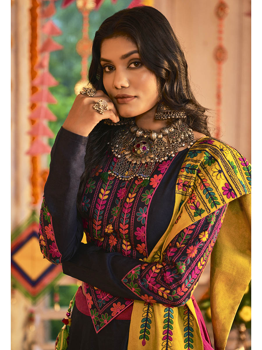 Myra Pink and Navy blue Silk Embroidered Navratri Special Lehenga - Distacart