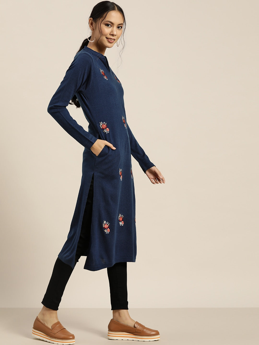 Sangria Deep Navy Blue Acrylic Winter Kurta - Distacart