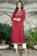 Thumbnail for Juniper Women's Maroon Rayon Slub Bandhani A-Line Kurta - Distacart