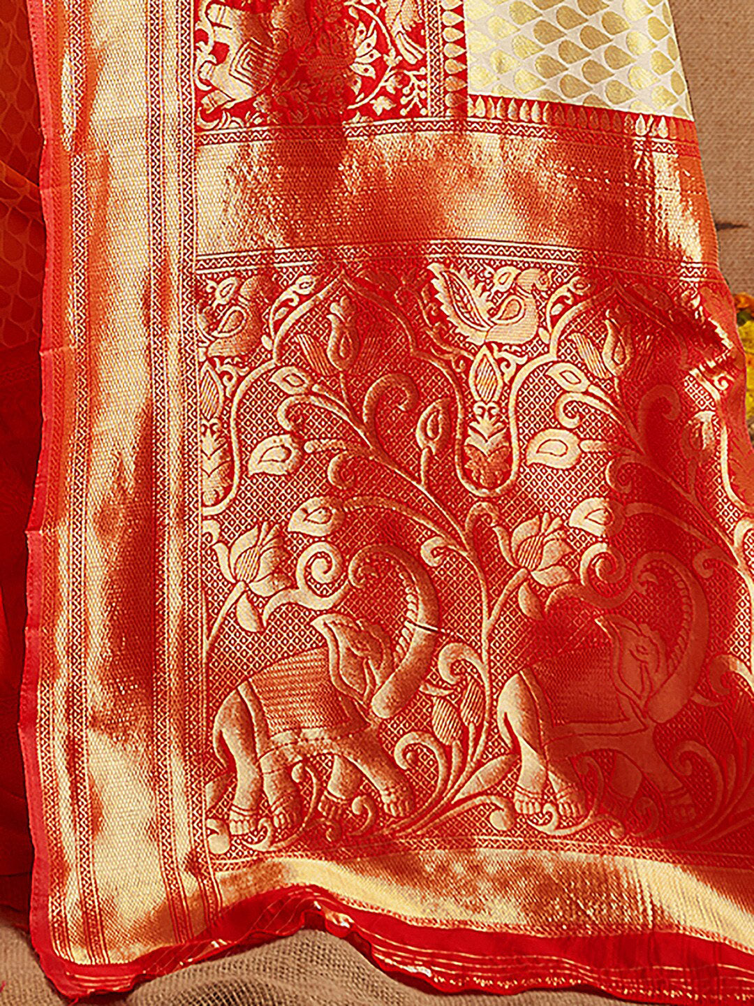 Mitera Off White & Red Ethnic Motifs Zari Silk Blend Kanjeevaram Saree - Distacart