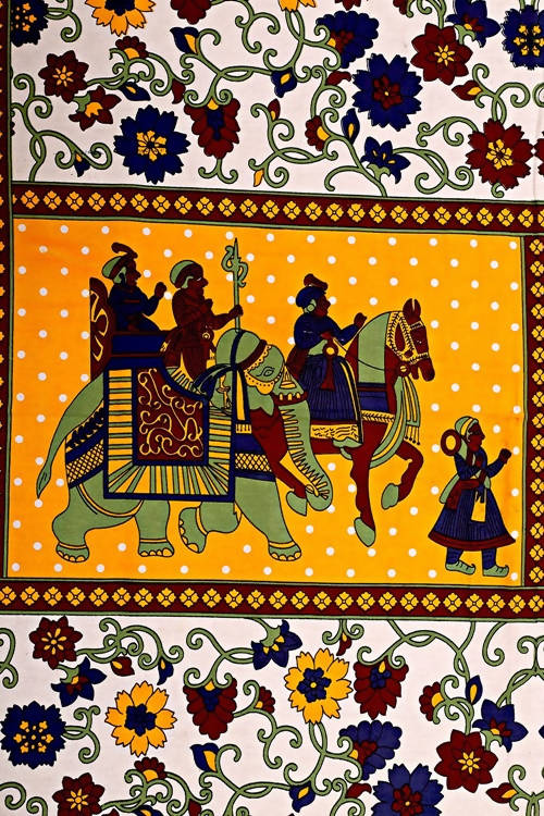 Vamika Printed Cotton Yellow Color Beautiful Bedsheet With Pillow Covers (LEOC_HTHY_Y) - Distacart