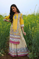 Thumbnail for Juniper Women's Yellow Cambric Printed Straight Kurta Sets - Distacart
