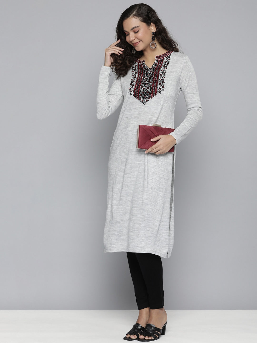 HERE&NOW Women Grey Melange & Red Ethnic Motifs Yoke Design Thread Work Kurta - Distacart